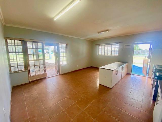 To Let 2 Bedroom Property for Rent in Kraaifontein Western Cape